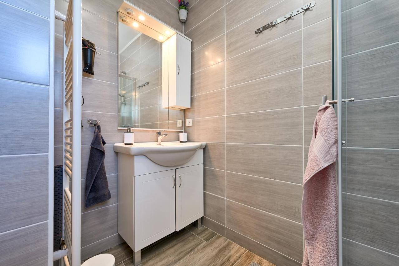 Cvetkova Hiza Sa Jacuzzijem Villa Tuheljske Toplice Exterior foto