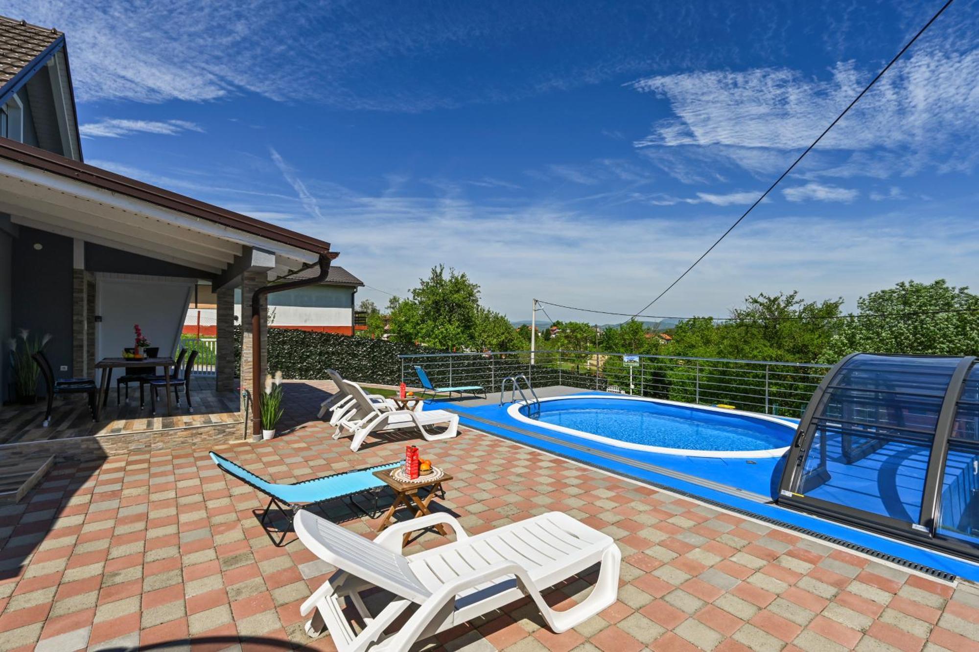 Cvetkova Hiza Sa Jacuzzijem Villa Tuheljske Toplice Exterior foto